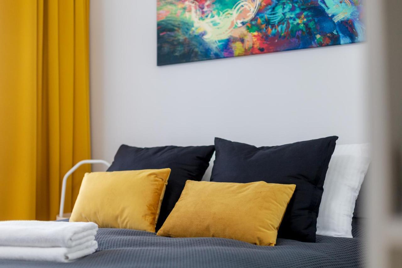 Yellow Sunset Studio Apartament Warszawa