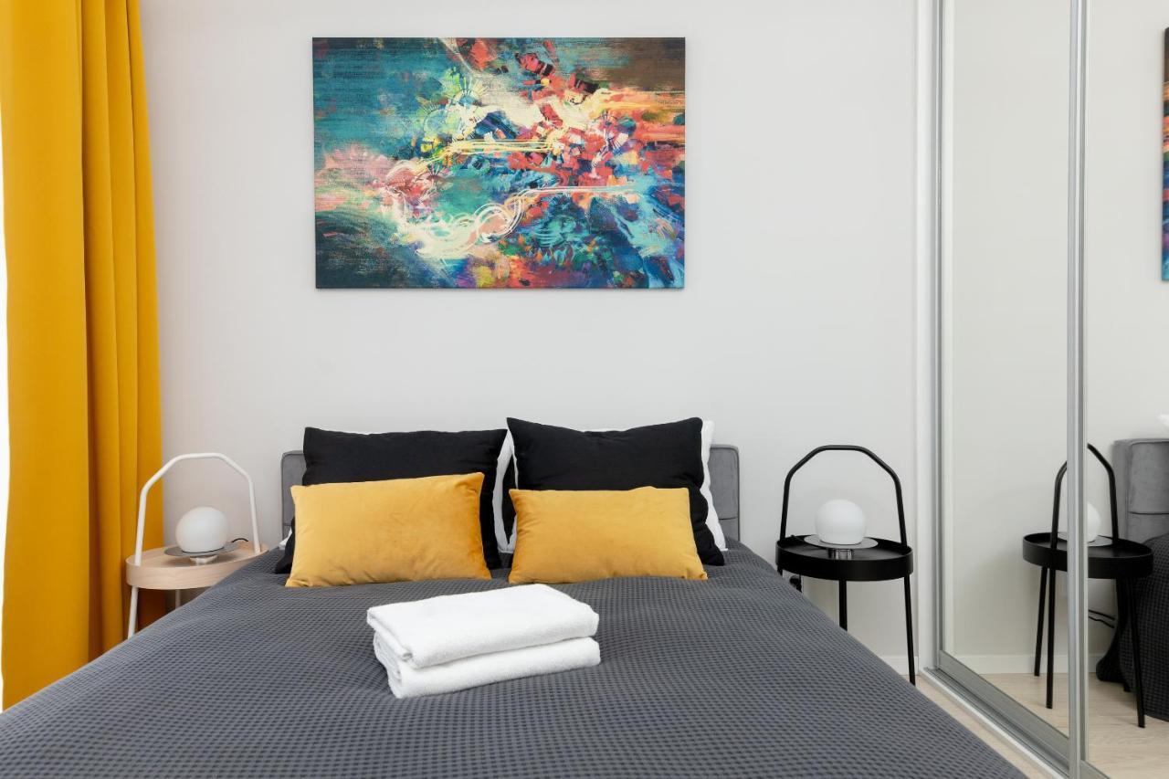 Yellow Sunset Studio Apartament *